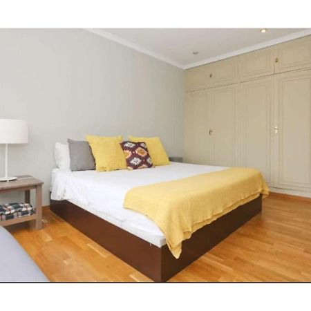 Apartamento con vistas al lado del Bernabeu Madri Exterior foto