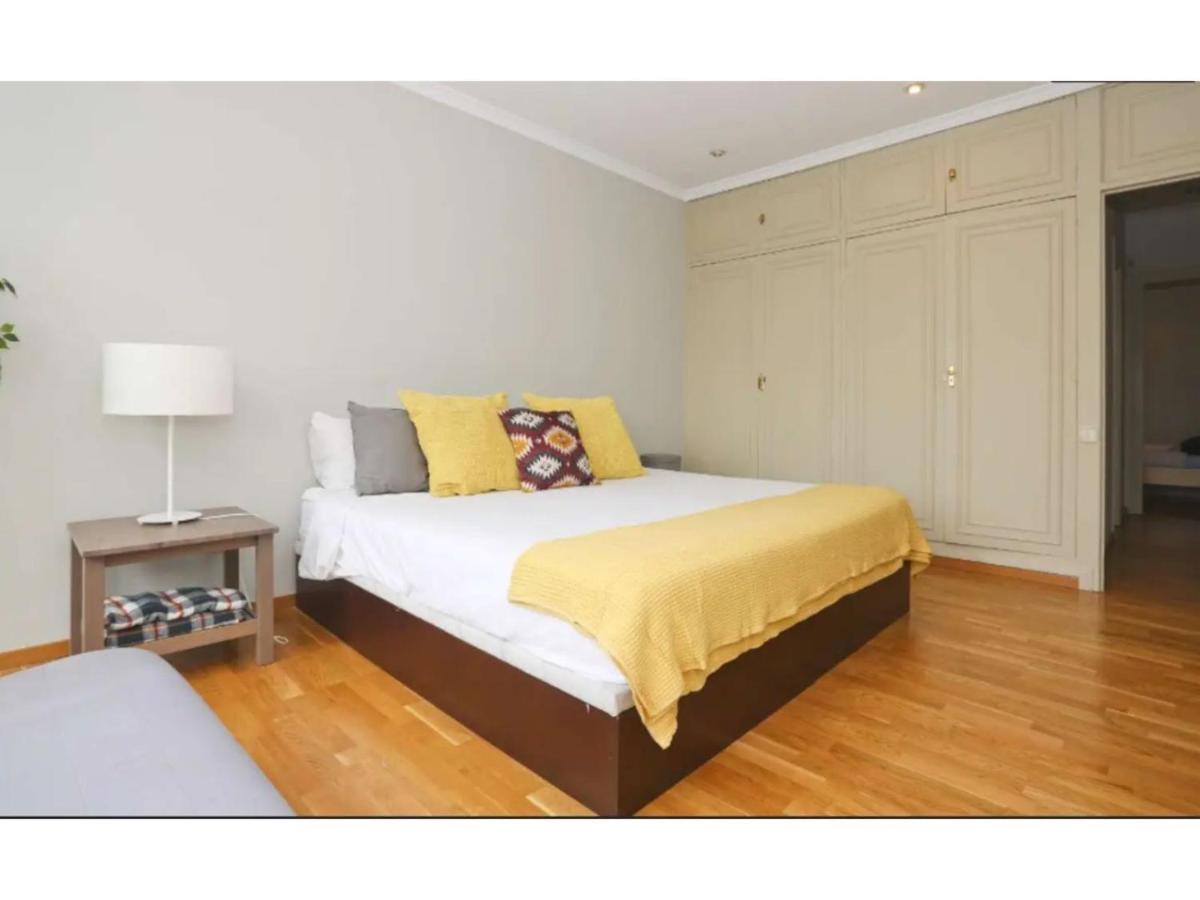 Apartamento con vistas al lado del Bernabeu Madri Exterior foto