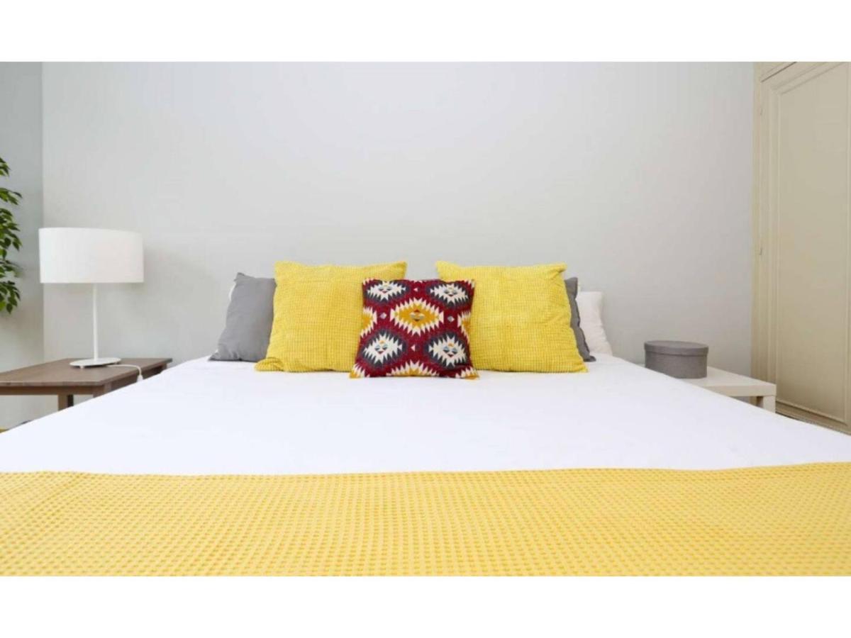 Apartamento con vistas al lado del Bernabeu Madri Exterior foto