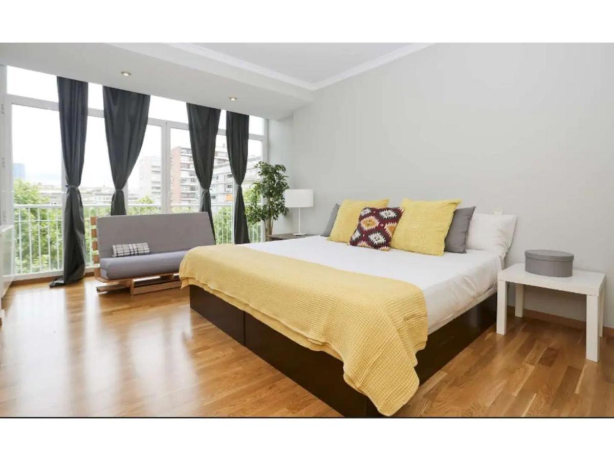 Apartamento con vistas al lado del Bernabeu Madri Exterior foto