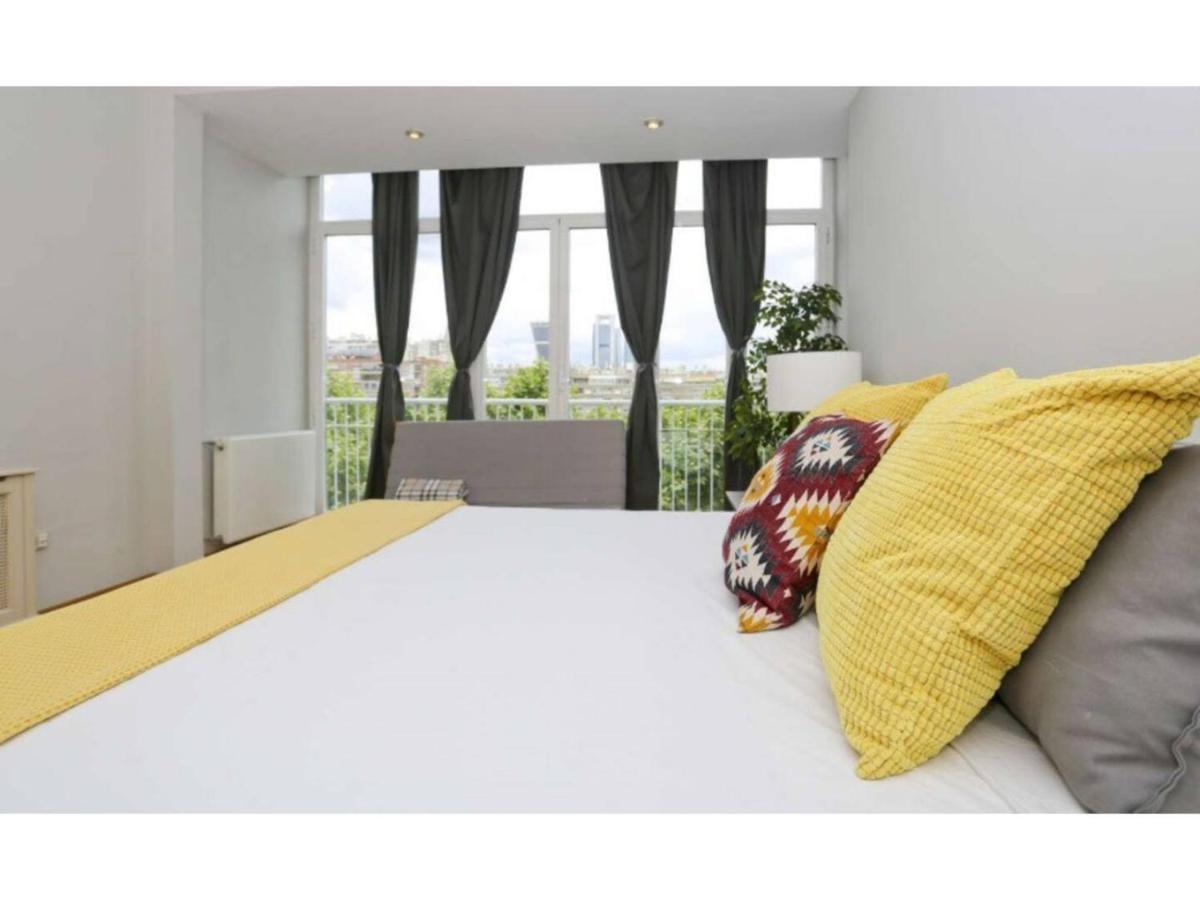 Apartamento con vistas al lado del Bernabeu Madri Exterior foto